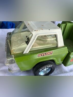 Vintage 1970 Nylint Jungle Wagon Green Truck Pressed Steel plastic made in USA
